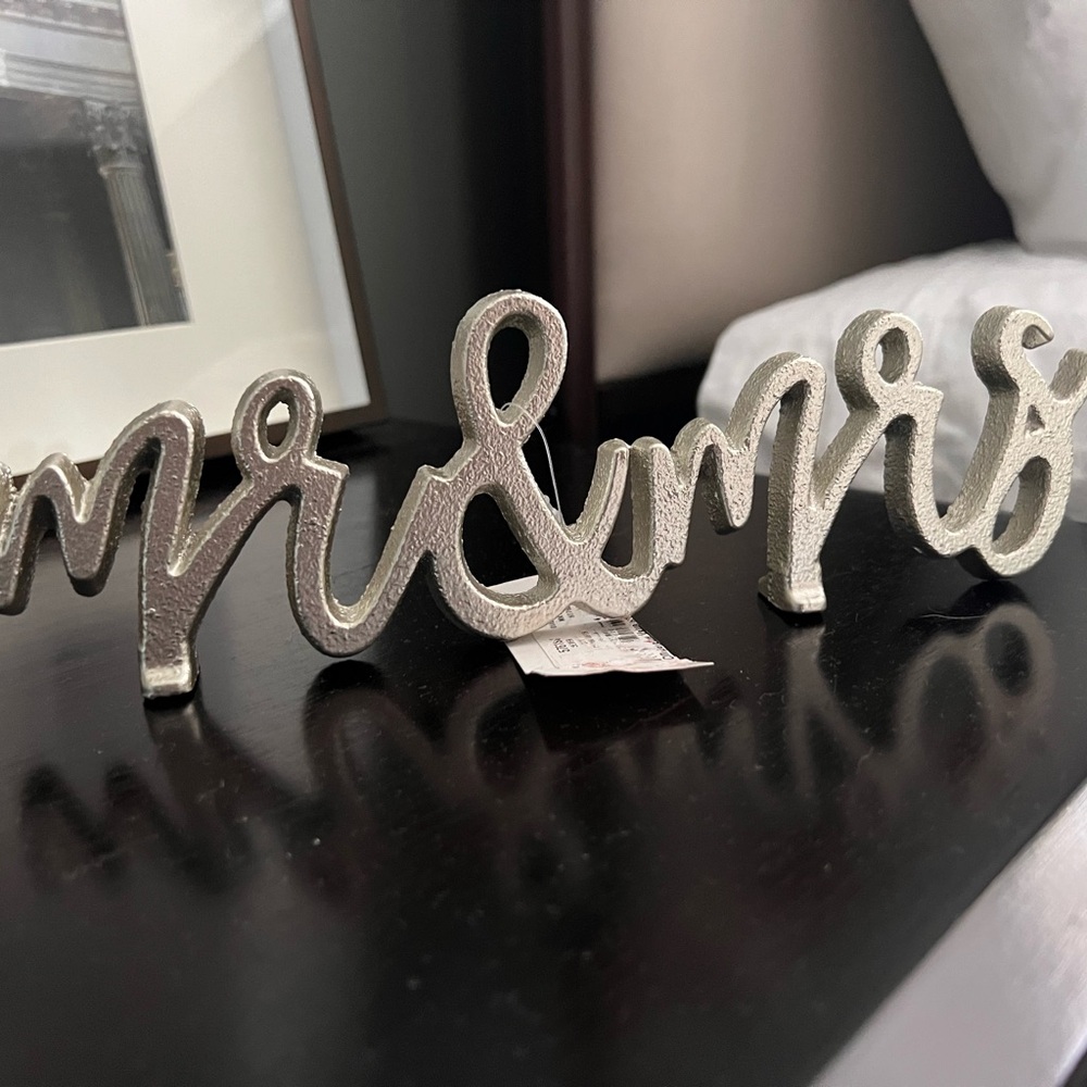 Newlywed Table Decoration